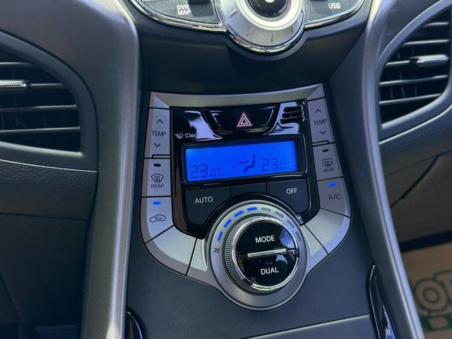 HYUNDAI現代 ELANTRA  第11張相片
