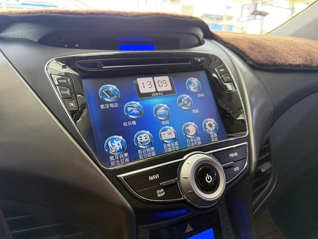 HYUNDAI現代 ELANTRA  第12張相片