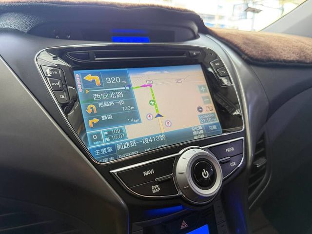 HYUNDAI現代 ELANTRA  第14張相片