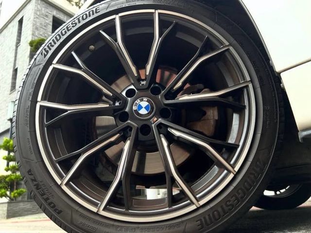 BMW寶馬 520I  第5張相片
