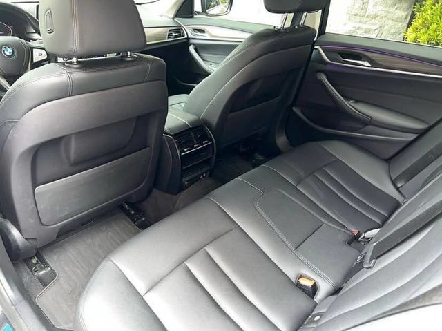 BMW寶馬 520I  第13張相片