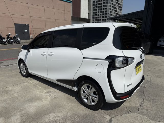 TOYOTA豐田 SIENTA  第5張相片