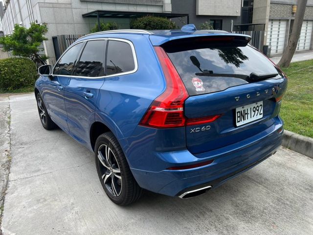 【T5 R-Design AWD】歡迎同行盤調～力拼全台最低價！讓您買到最實惠的價格  第8張相片