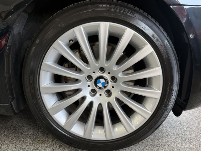 ✅總代理✅第三方認證✅出廠證明✅升級BMW 19吋高階鋁圈✅I-KEY✅全車摸門✅電吸門✅環景顯影✅電動尾門  第6張相片