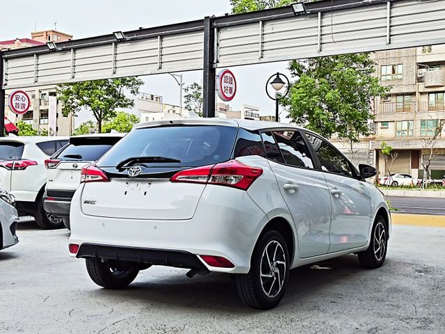 想找一台可愛又可靠的小車?｜超搶手大鴨~最經濟最實惠最好養~專業認證里程保證~多媒體觸控螢幕+電動收折A  第9張相片