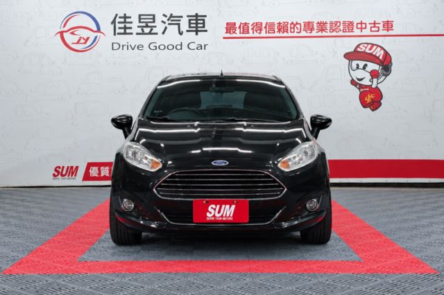 想找一台小巧靈活、又不失駕駛樂趣的掀背車？2017 FIESTA ，車身好掌握、日常通勤輕鬆好開，小車身也能帶來滿  第2張相片