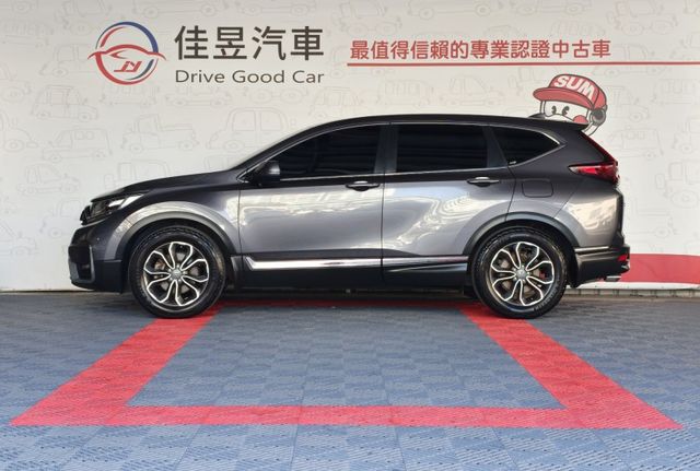 想找一台空間大、舒適又好開的家庭休旅？2023 Honda CR-V S版，兼具實用與質感，代步、家庭出遊，都很合適。  第6張相片