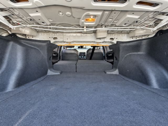 想找一台好開、省油、養車不傷荷包的家庭房車？2019 Toyota ALTIS，空間實用、操控輕鬆，兼顧日常通勤與全家出  第9張相片