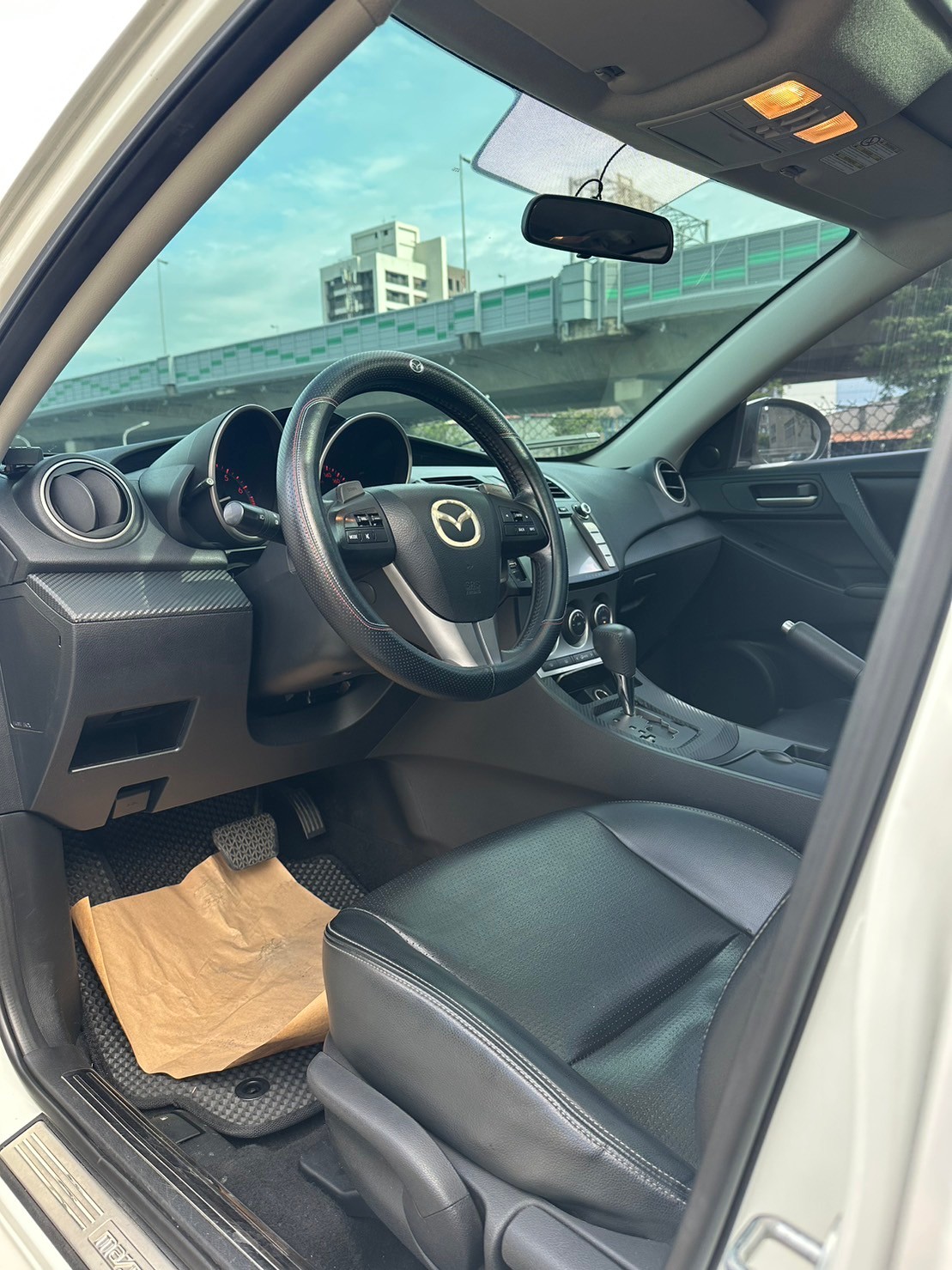 宏駿車業Line:@551trakb~~~實車.實圖.實價  第10張相片