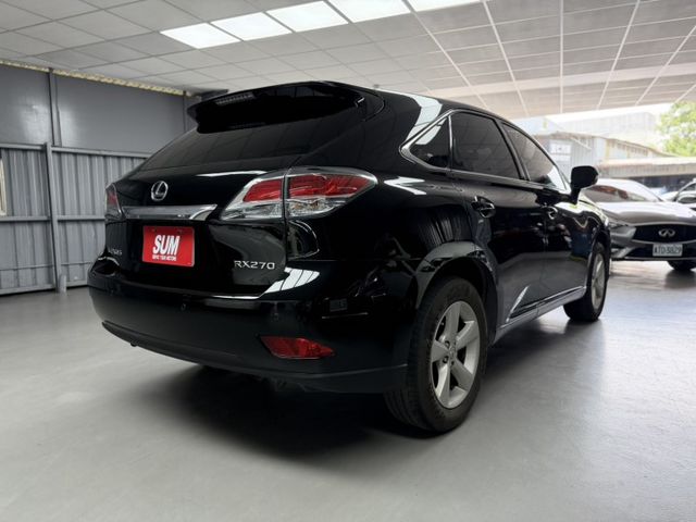 2014 Lexus RX 270頂級版 黑色 原鈑件  稀有跑少的極品 僅跑14萬 新價格 保證全網最便宜  第6張相片