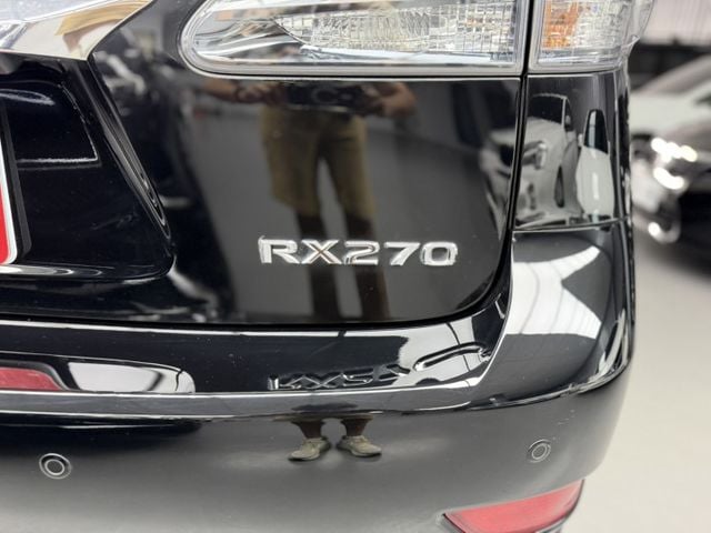 2014 Lexus RX 270頂級版 黑色 原鈑件  稀有跑少的極品 僅跑14萬 新價格 保證全網最便宜  第12張相片