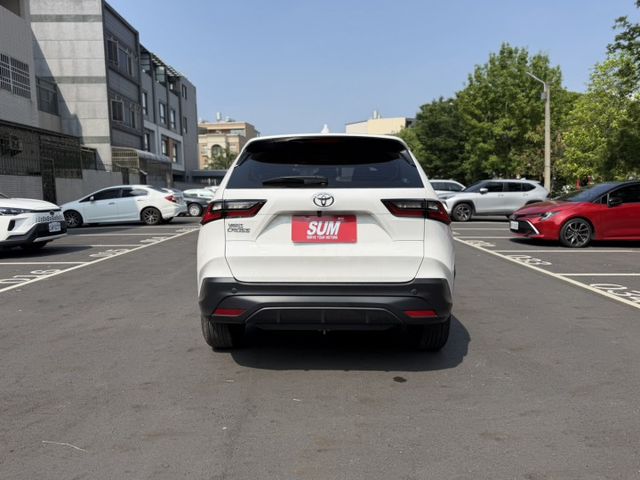 2024 Toyota Yaris Cross 1.5酷動版 白色 認證車 原廠保養 新車保固中  新價格 保證便宜  第5張相片