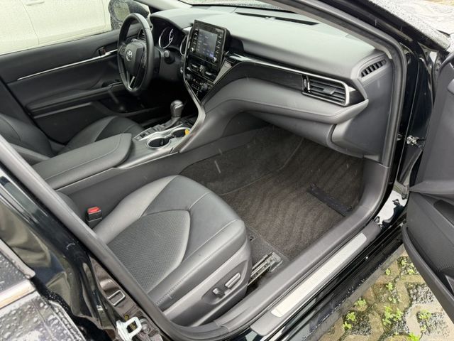 2021 Toyota Camry 2.0尊爵 最頂級 黑色 原鈑件 原廠保養 僅跑8萬 新價格 全網最便宜  第5張相片
