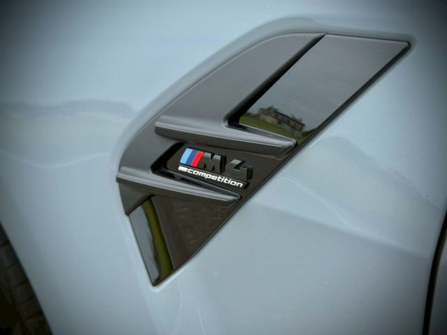 M4 Competition敞篷版｜510匹狂暴輸出，開篷即是焦點｜5AU、摸門、免鑰匙、跑排、抬顯、HK、紅色M卡鉗  第19張相片