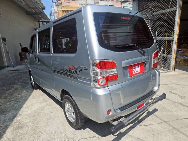 菱利4WD載貨小幫手　歡迎來電賞車　蔡先生０９３７－２６５－２７６  第4張相片