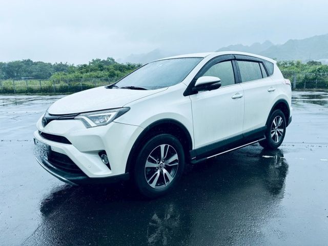 『可認證』『稀有ACC跟車』重點配備：倒車顯影｜後視鏡顯示器｜免鑰匙｜後備箱旅行燈｜迎賓踏板  第1張相片