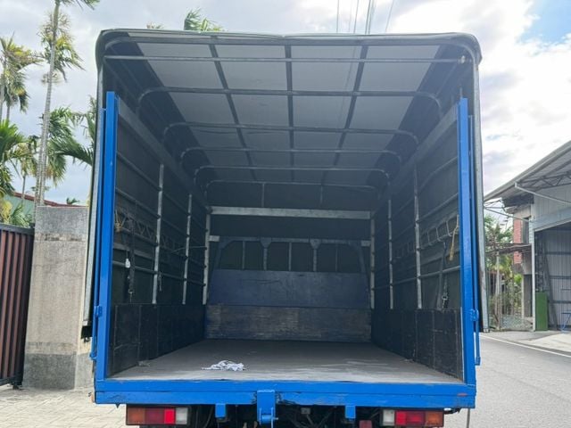 伸縮/篷式/電動昇降機/四路監控主機/加高帆布貨箱  第12張相片