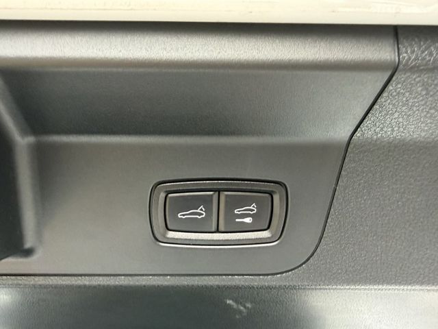 電吸門/跑車計時套件/跑車排氣管/BOSE音響/氣壓懸吊/氣氛燈/改裝:turbo三片式升降尾翼  第6張相片