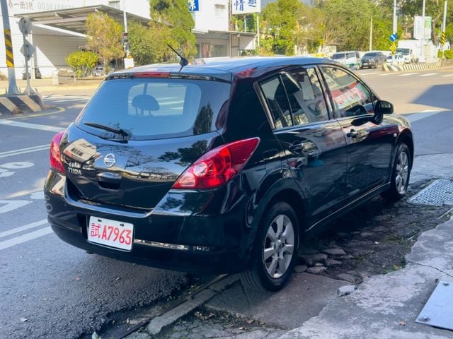 原鈑件/省油代步車  第6張相片