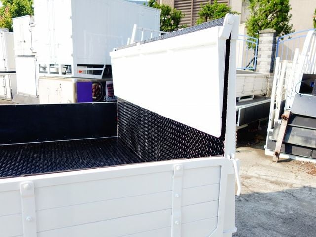《僅跑5萬》訂製加長14呎加寬2米鐵斗+5呎雙芯尾門《自排》  第7張相片