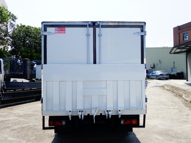 《11.5呎》HINO免加尿素+載重變更5噸冷凍車《3呎油壓尾門》  第5張相片