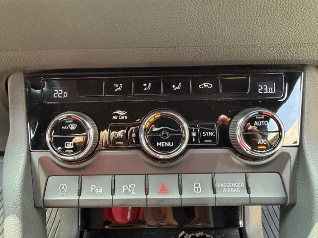 新玉山版/全車原鈑件/Carplay主機/換檔撥片/ACC跟車/AEB自動煞車/全車環景/雙區恆溫/整備中歡迎搶先賞車  第11張相片