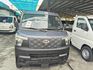 自排8速全新領牌車  還有白色  第2張縮圖