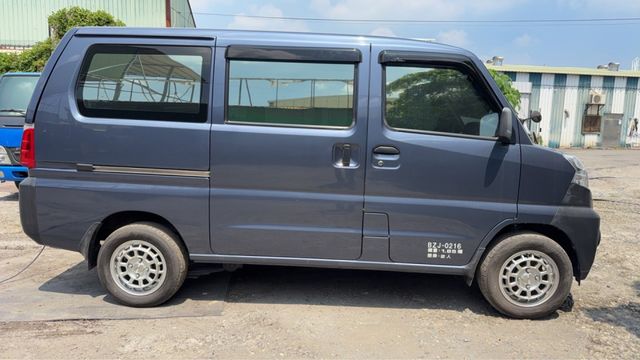 全車 原漆 原鈑件  // 認證車 // 里程 8 萬公里 保證 / 冷氣很冷 //全車 原廠保固 1 年//  可分期  第2張相片