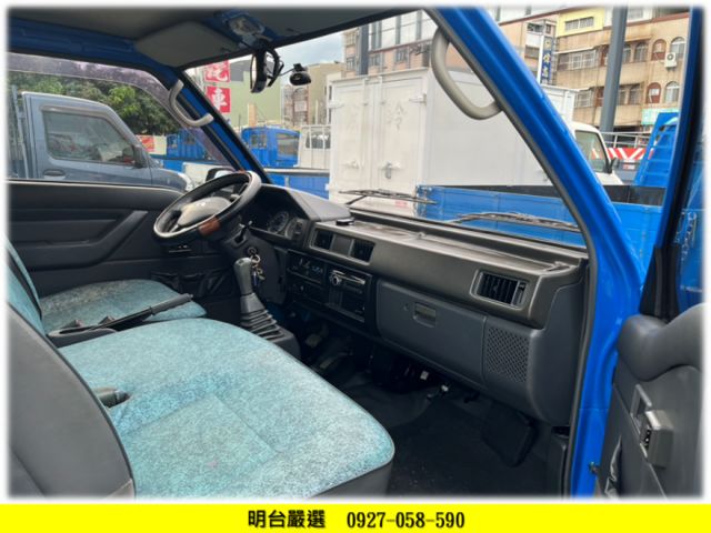 履約 里程 7 萬公里/ 升降尾門/ 認證車/ 車頭 原漆 / 車斗噴漆/ 全車保固 1 年【貨車 專賣 】  第5張相片