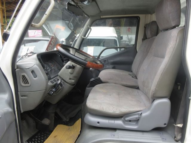 2004年 堅達 11尺半 車美好開 可分期 歡迎賞車!!  第5張相片