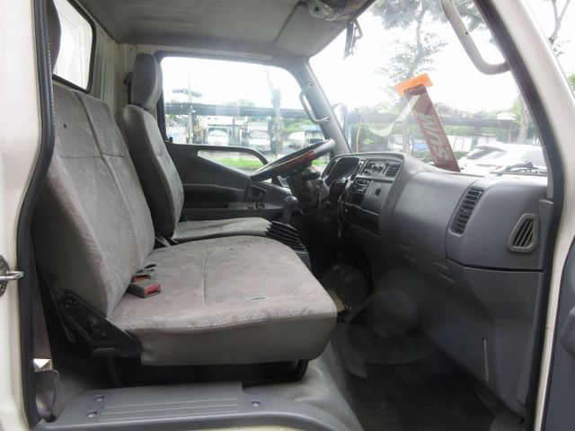 2004年 堅達 11尺半 車美好開 可分期 歡迎賞車!!  第6張相片