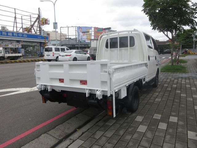 2019年 現代雙箱+自排+尾門  車美好開 可全貸  歡迎賞車!!  第2張相片