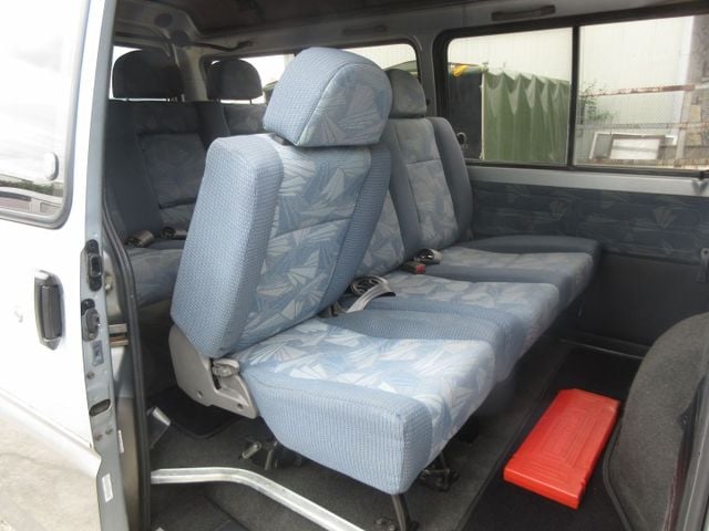 2010年得利卡 客貨版 里程保證12萬多 一手車 車美好開 可全貸 歡迎賞車  第8張相片
