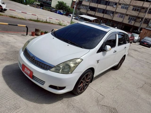 恆溫~雙安~天窗~電動椅~多功能影音~價值數萬元精品～場內國民車數十台~歡迎預約賞車~  第2張相片