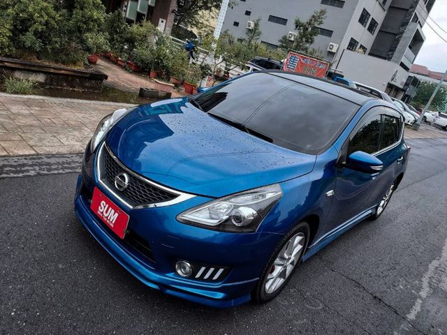 ~I-KEY~定速~恆溫~雙安~多功能影音~倒車顯影~價值數萬元精品～歡迎預約賞車~輕鬆全額貸~  第2張相片