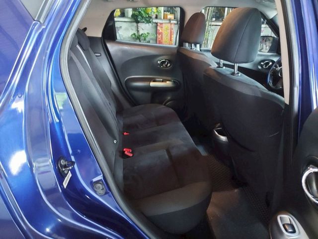 英倫版~自然進氣1.6L~I-key~定速~恆溫~循跡防滑~多功能影音~倒車顯影～歡迎預約賞車~輕鬆全額貸~  第10張相片