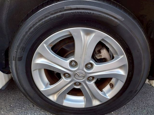 ~天窗~恆溫~多功能影音~倒車影像~熱門5門小車~場內小車多台~輕鬆全額貸~  第17張相片