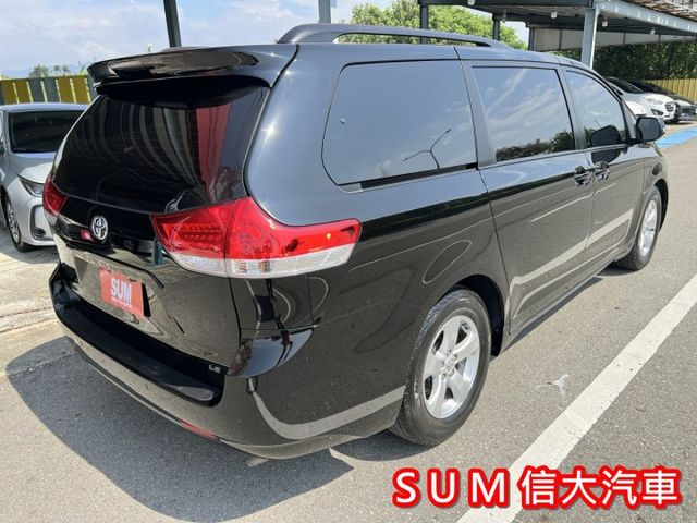 2014年 TOYOTA SIENNA LE 8人座大空間.里程保證.有認證  第7張相片