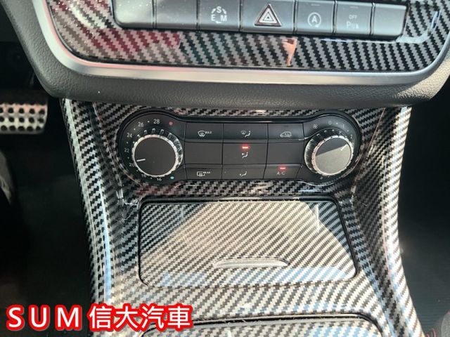 經典外型 × 豪華質感 × 運動駕馭 喜歡 Mercedes-Benz 的你，這台 CLA200 絕對值得一看  第15張相片