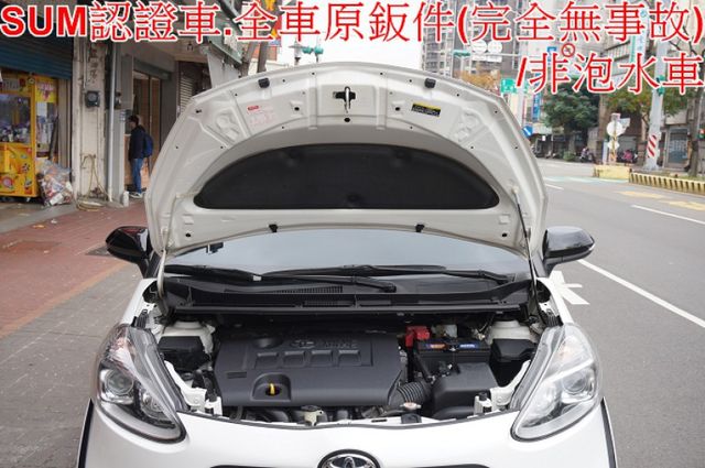 八氣囊.車道偏移.前車碰撞預警.一手車.只跑4萬.全車100%原鈑件.車美如新.原廠保固中.零頭款.可全額  第9張相片