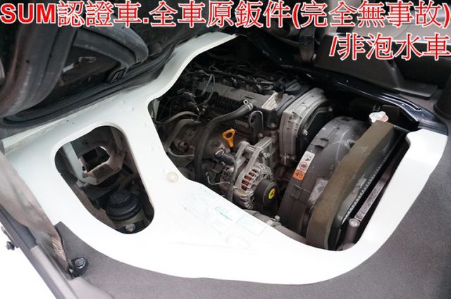 現代小霸王貨車(手自排.電動尾門).一手車.只跑3萬.里程保證.全車100%原鈑件.車美如新.零頭款.可全額貸  第10張相片