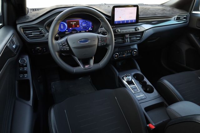 2021年式 ST Wagon 一手車 原鈑件原廠保養 里程保證 ACC IKEY 抬頭顯示器  第11張相片