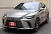 原鈑件 跑兩萬一 原廠保養 新車保固中 ACC IKEY 電動尾門 駕駛座電動記憶 冷熱通風椅  第2張縮圖