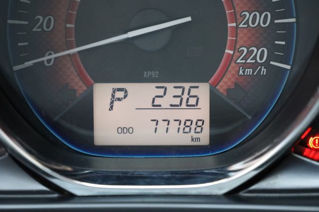 1.5豪華S 原鈑件 定期保養 里程保證 IKEY摸門 倒車雷達 雙前跑車椅  第16張相片