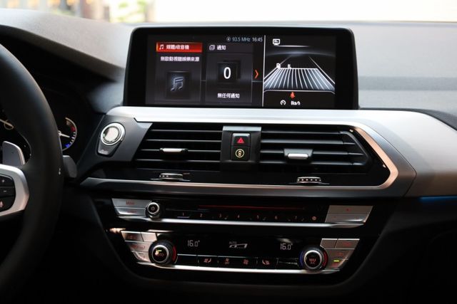 2019年式 xDrive20i運動版 無事故 無泡水 定期保養 里程保證 IKEY摸門 盲點 ACC  第15張相片