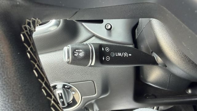 1.6t風尚版 僅跑三萬九 原鈑件 定期保養 里程保證 全景天窗 跟車系統 盲點 電動記憶座椅  第7張相片