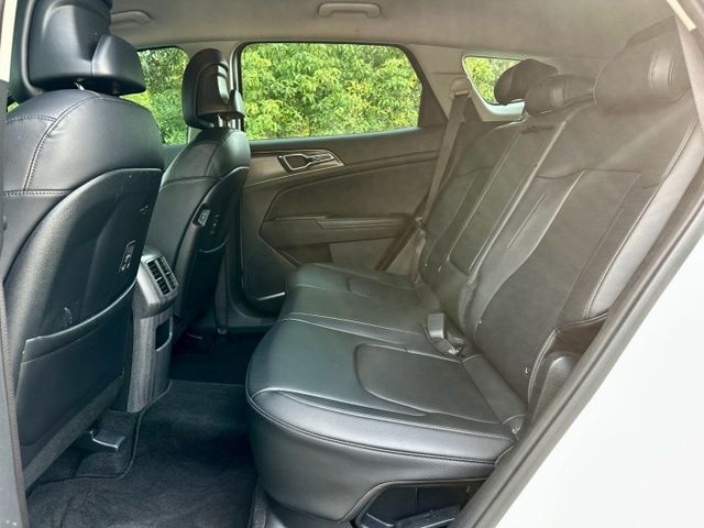 SPORTAGE APEX 一手車實跑11萬4里程保證 ACC跟車 車道維持輔助 電尾門 換檔撥片 環景攝影 盲點偵測  第6張相片