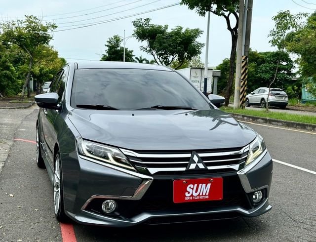 時尚型 一手車實跑16萬7里程保證 IKEY 定速巡航 恆溫空調 盲點偵測 影音主機 倒車顯影 循跡防滑  第2張相片