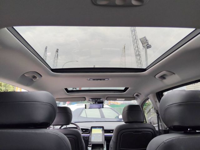 【全場認證五大保固】認證車 VIP-B版 僅跑3萬 四座冷熱座椅 CarPlay 全景 盲點 環景 電尾門 一手車原鈑件  第11張相片