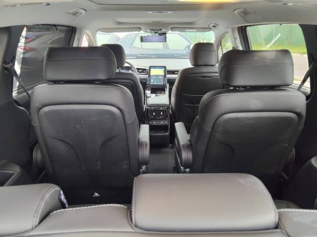 【全場認證五大保固】認證車 VIP-B版 僅跑3萬 四座冷熱座椅 CarPlay 全景 盲點 環景 電尾門 一手車原鈑件  第15張相片